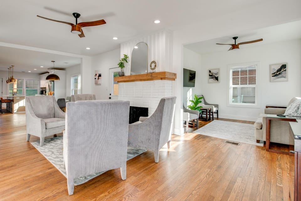 Fully Updated! 3,000-Sq-Ft Home Near Mercedes-Benz House in Atlanta