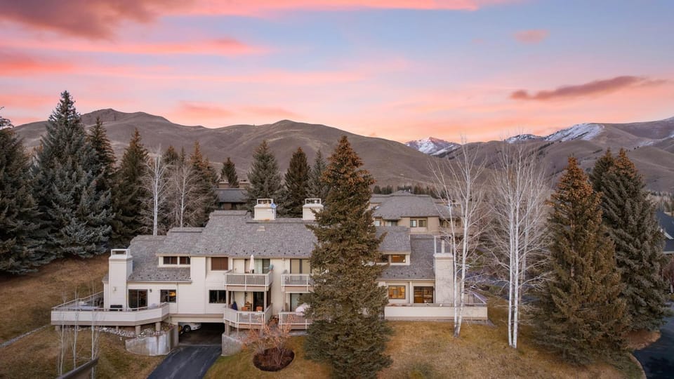 Abode at The Bluffs House in Sun Valley
