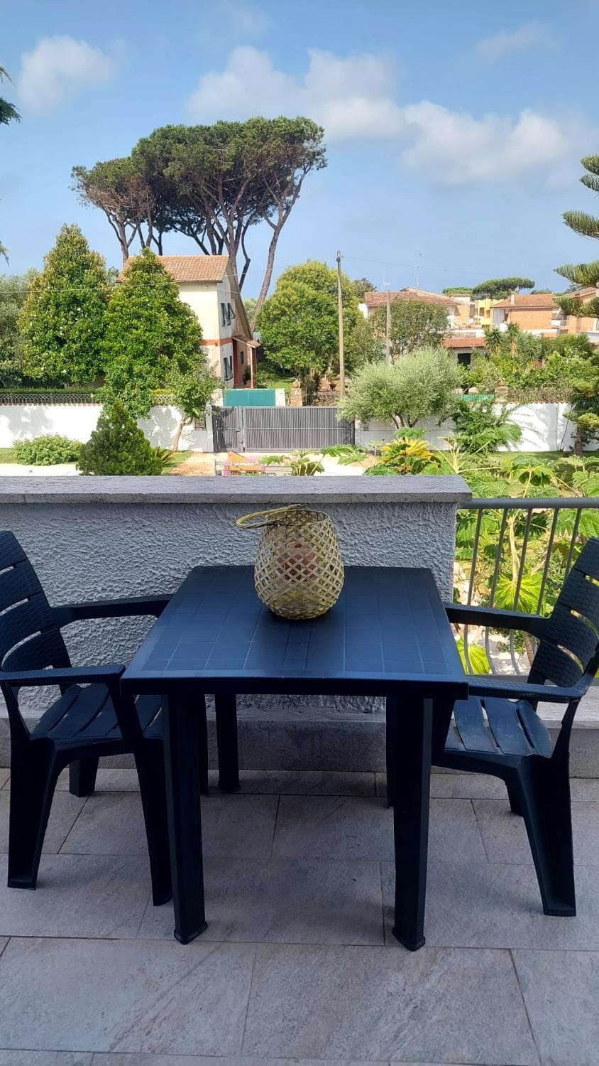 Balcony/Terrace, Garden view