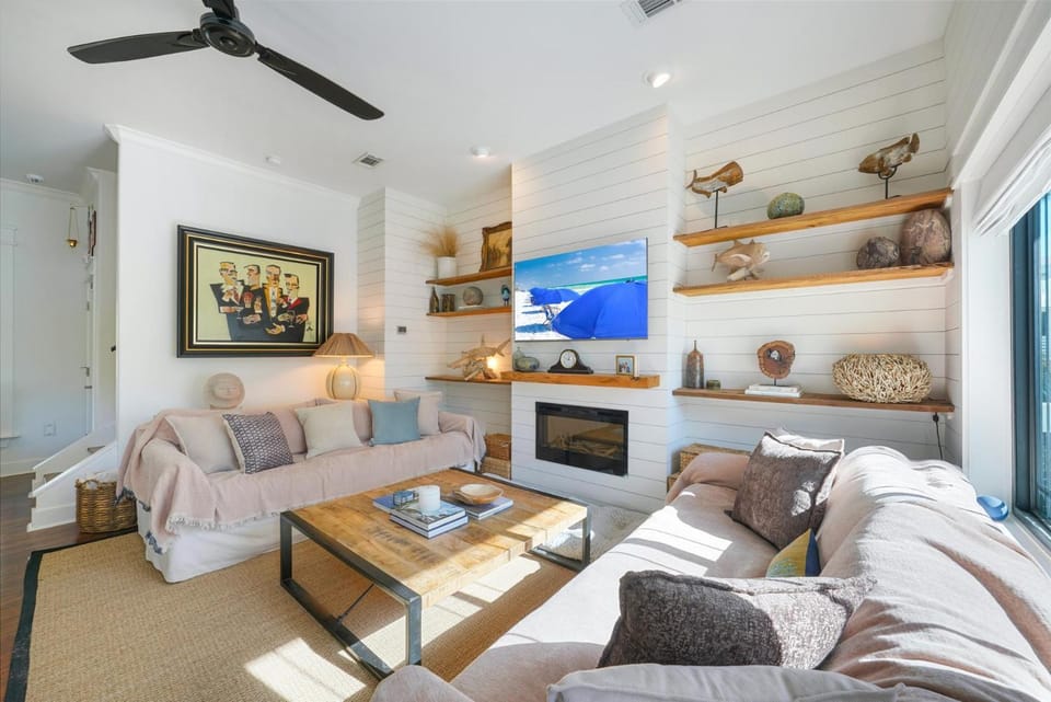Deep Blue - Secluded Home with Large Outdoor Area & Includes Golf Cart House in South Walton County
