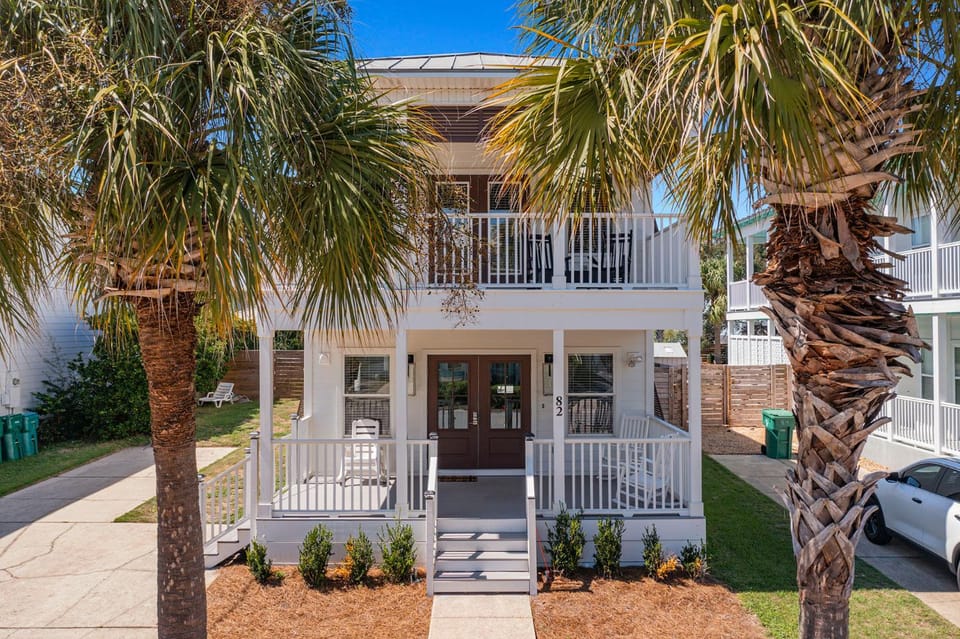 Destined to Be - Beach Cottage with Private Pool & Guest House House in Destin