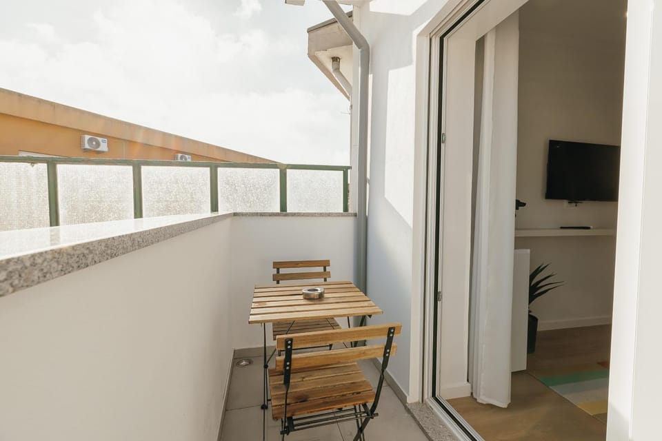 Cozy Bonfim by Hosty Apartment in Porto