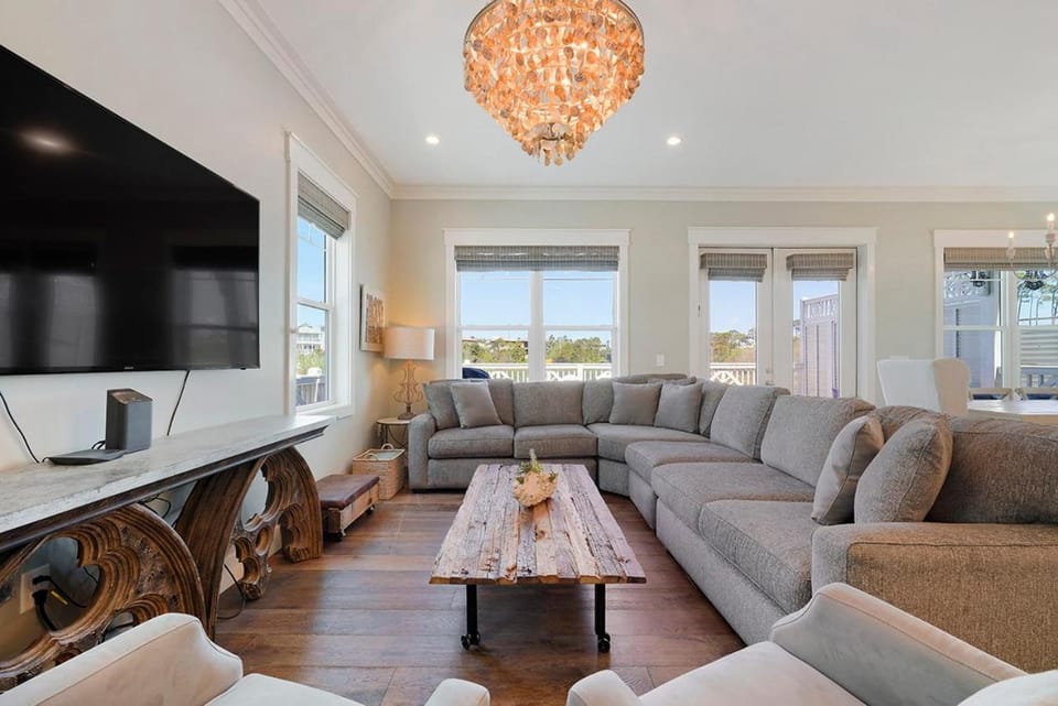 Don't Worry Beach Happy - Lakefront Vacation Home Near the Beach with a Private Pool House in Miramar Beach
