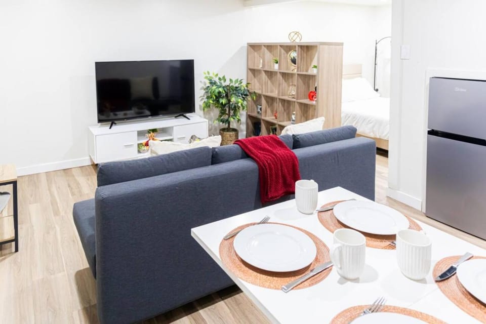 Cozy and Convenient Studio with 3 beds 10 Minutes to NYC Apartment in Weehawken