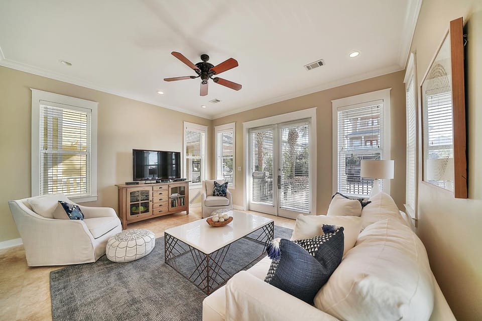 Endless Summer Dream - Cottage Near the Beach with Shared Pool Access House in Rosemary Beach