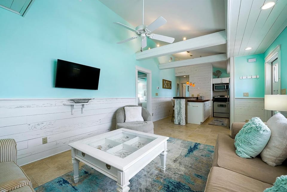 Gulf Escape - 30A Beach House Near the Beach with a Large Pool Space House in Seacrest