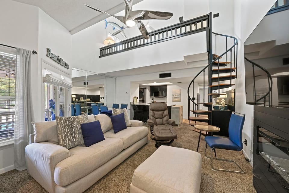 Hidden Dunes 209 - Near the Beach with Shared Amenities & Community Pool House in Miramar Beach