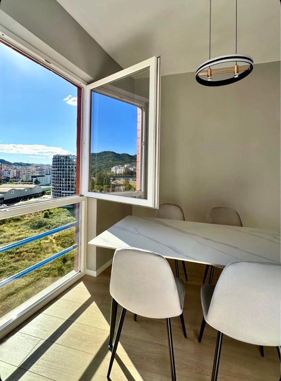 Sunny Apartment Apartment in Tirana