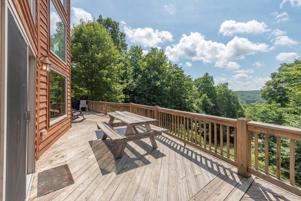 Best Kept Secret House in Deep Creek Lake