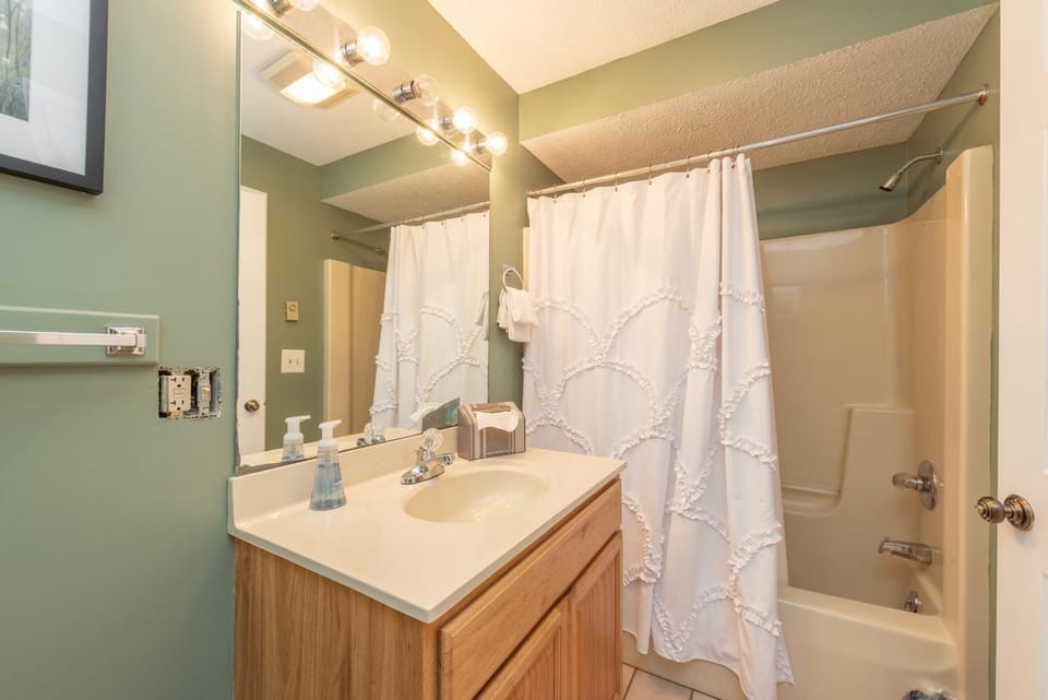 Better Days by Railey Vacations House in Deep Creek Lake