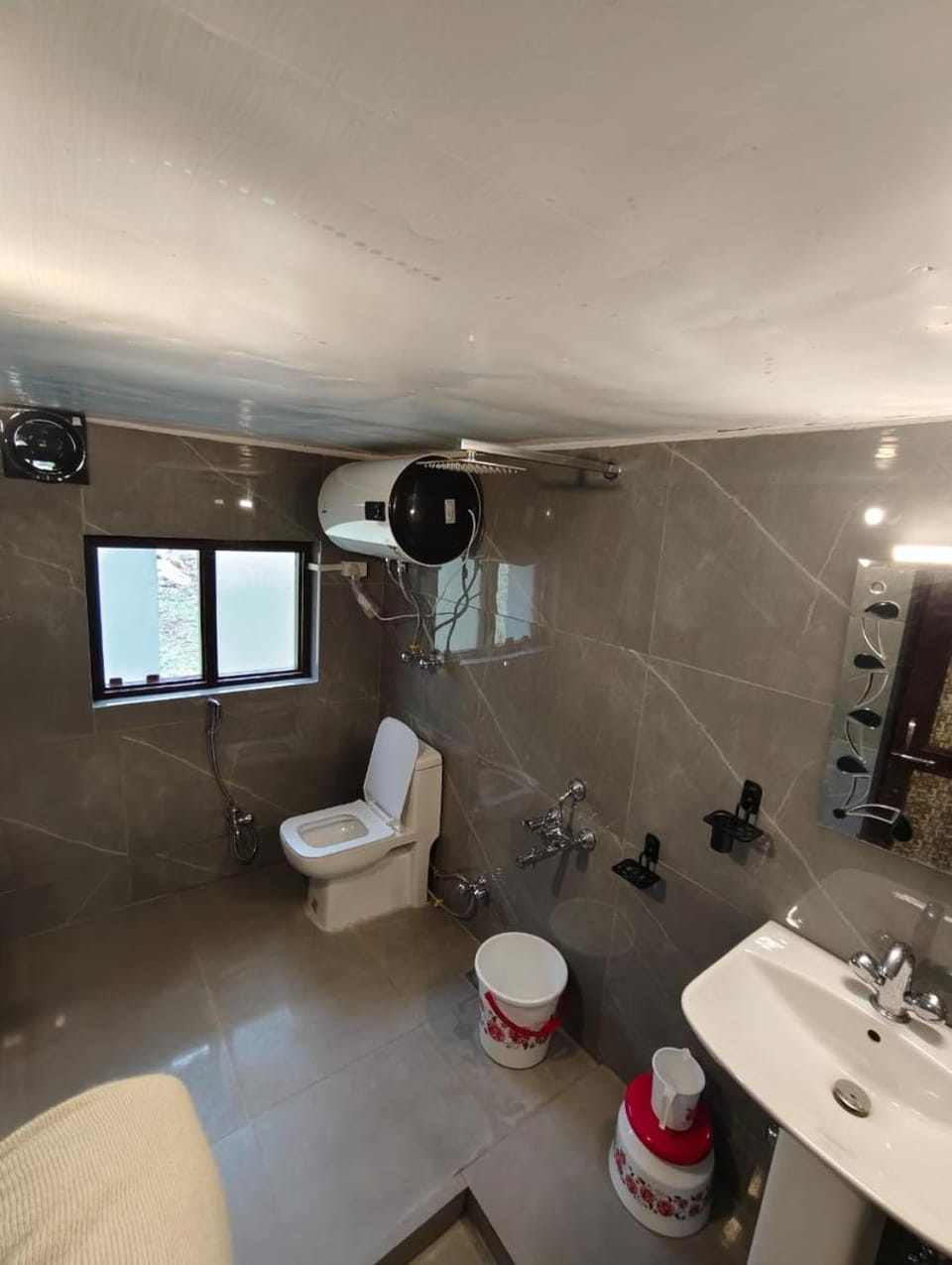 Shower, Toilet, Bathroom