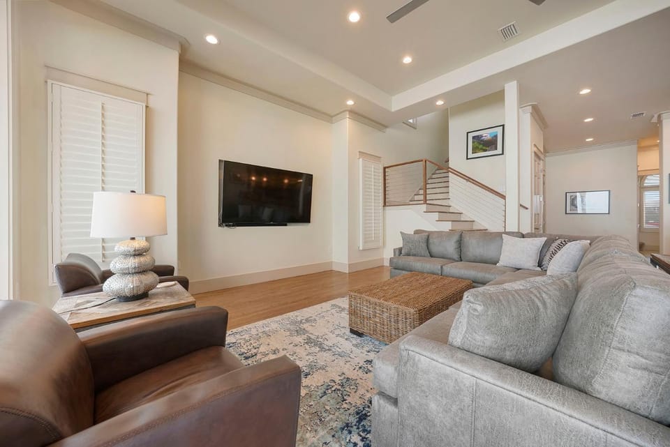 Laissez Faire - Gulf-front Retreat in Vizcaya Featuring Private Elevator & Private Beach Access House in South Walton County