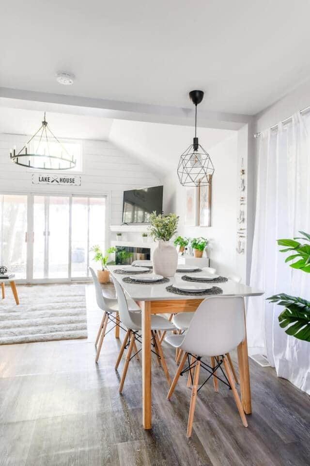 Luma Lakehouse Icewine Lakefront | Deck + Hot Tub House in Saint Catharines