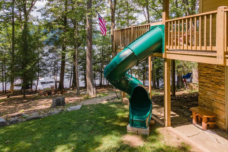 Camp CAJAR House in Deep Creek Lake