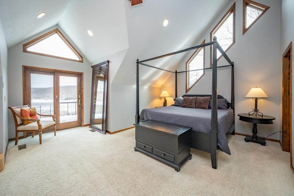 Casa de Lago House in Deep Creek Lake