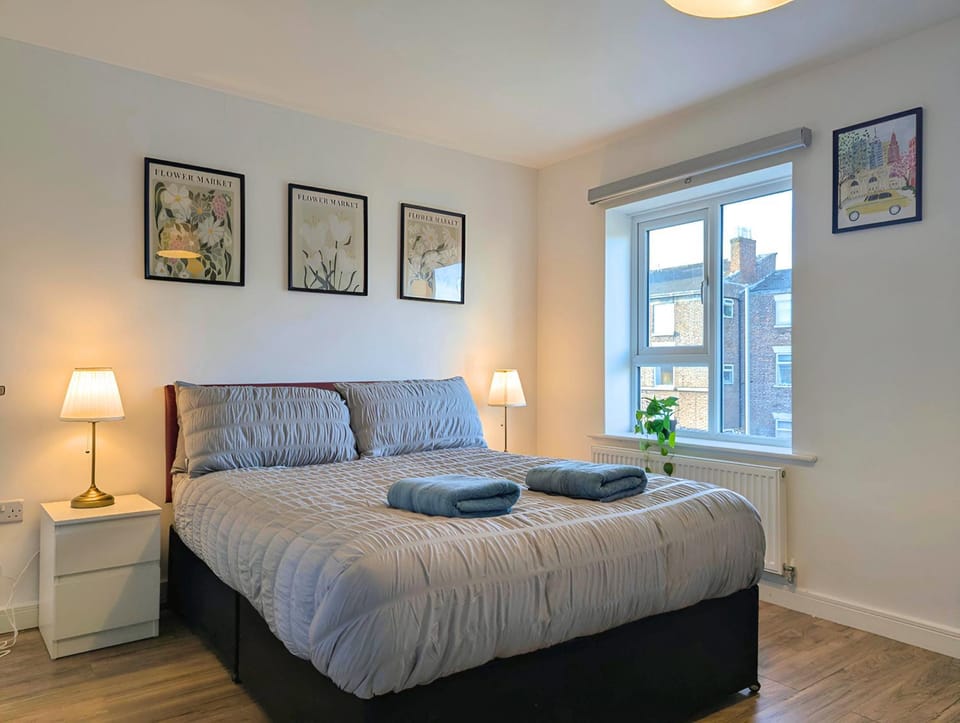 Guest Rooms Near Centre & Anfield Free Parking House in Liverpool