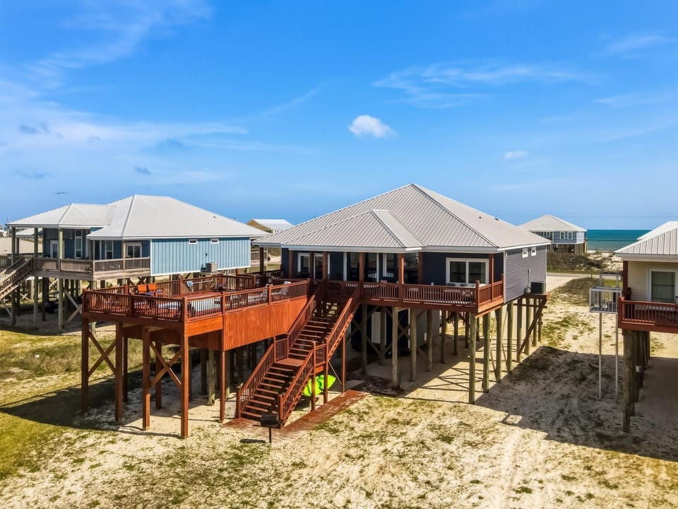 Property building, Day, Bird's eye view, Balcony/Terrace, Beach, Sea view