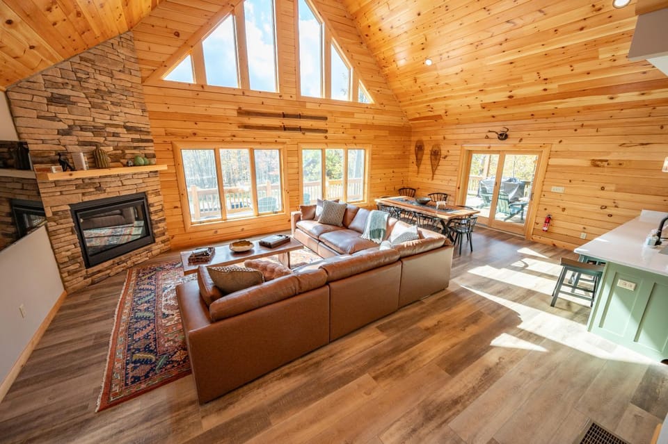 Chalet Del Bosco House in Deep Creek Lake