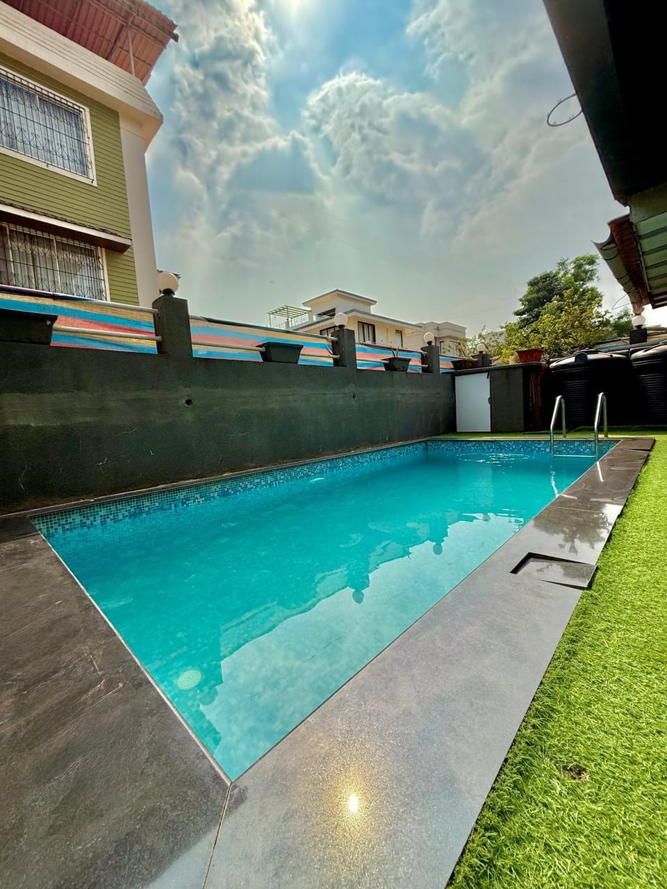 Iconiq Villa 2bhk Private Pool Near Della Resort Villa in Lonavla
