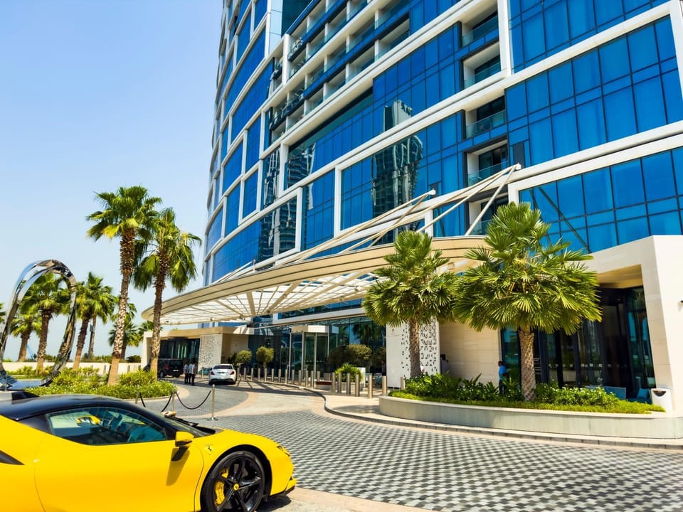 ADDRESS BEACH RESORT Residence Luxury Sea and Palm View DXB AIRPORT VIP Shuttle option for 6pax Apartment in Dubai