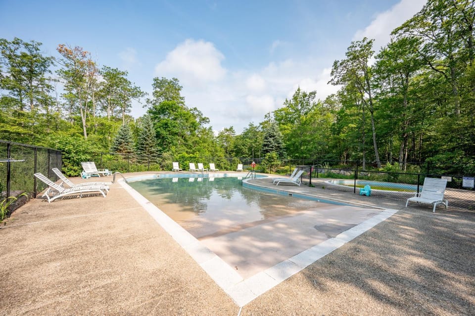 Chateau Relaxo House in Deep Creek Lake