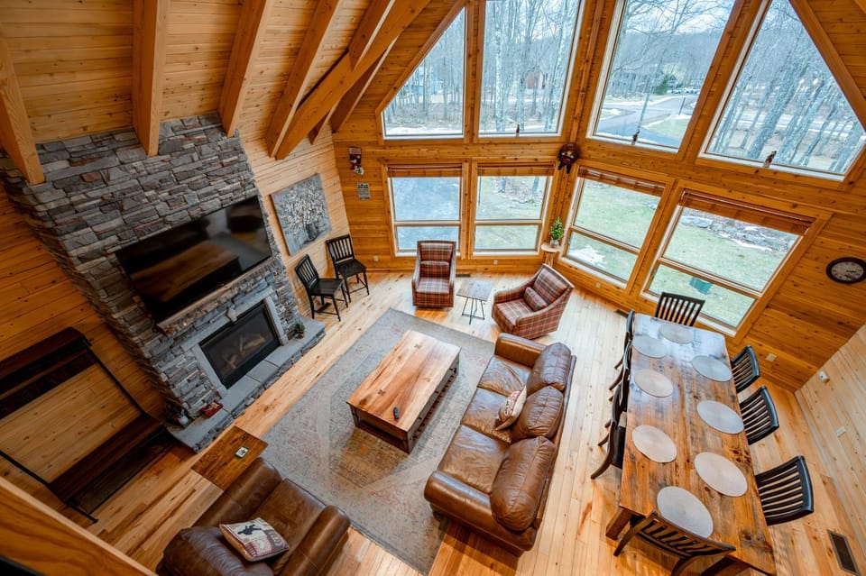 Chimney Rock Ridge House in Deep Creek Lake