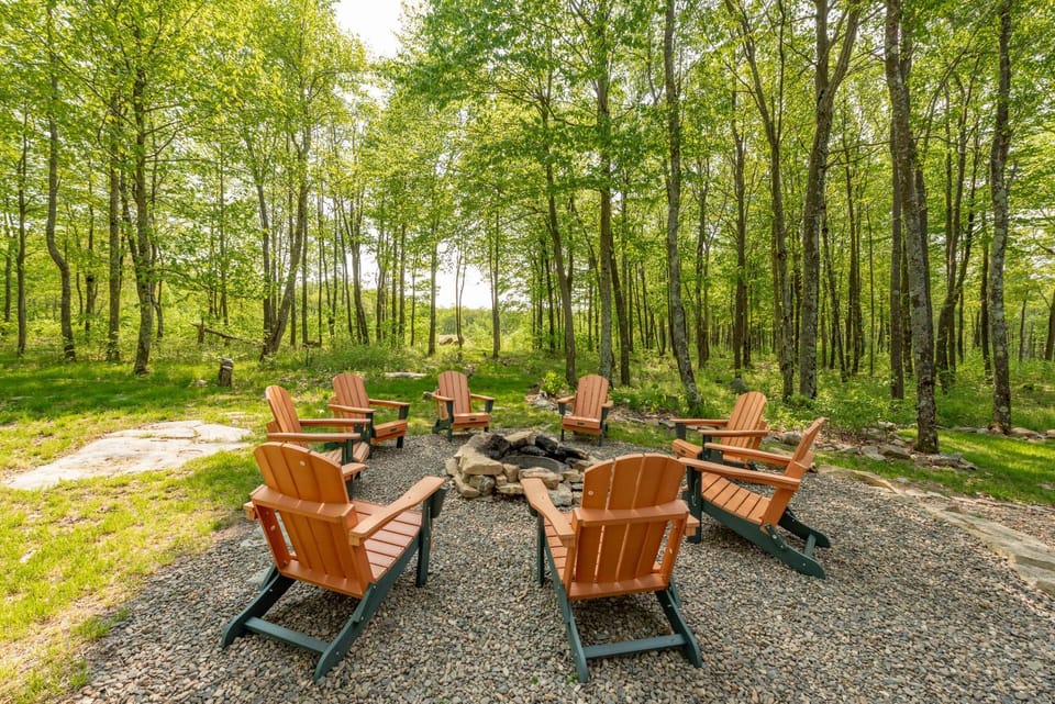 Chimney Rock Ridge House in Deep Creek Lake