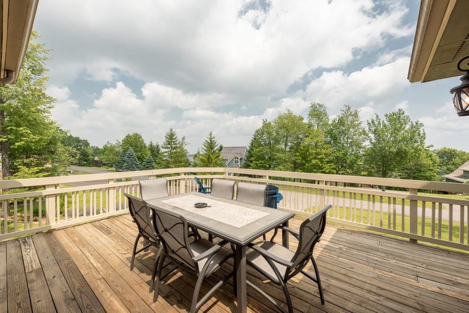 Cloud Nine House in McHenry