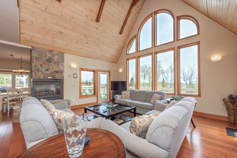 Cloud Nine House in McHenry