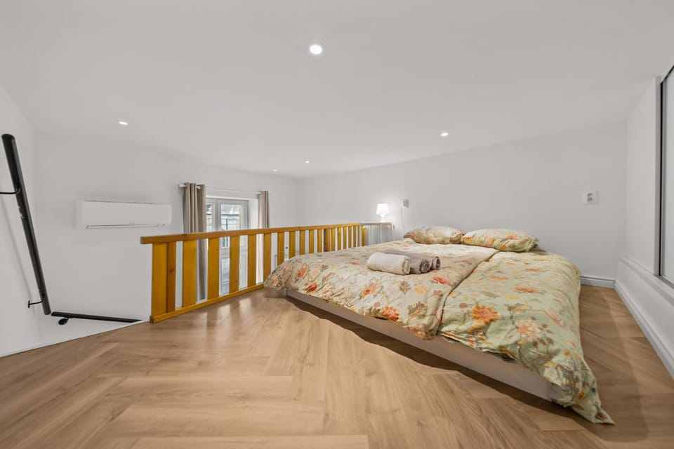 Bed, Bedroom, wardrobe