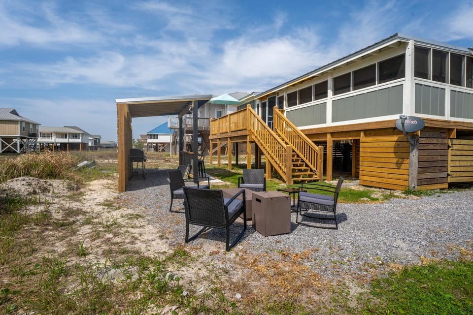 Coastal Breeze - 2123 Cadillac House in Dauphin Island