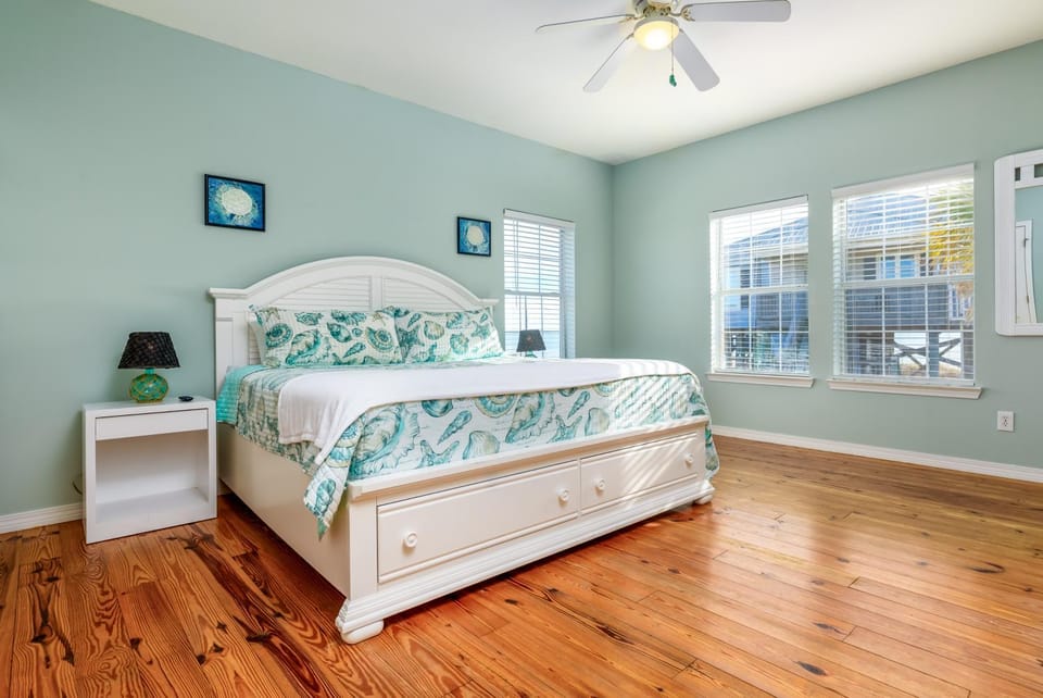 Coconut Breeze - 105 St Dennis House in Dauphin Island