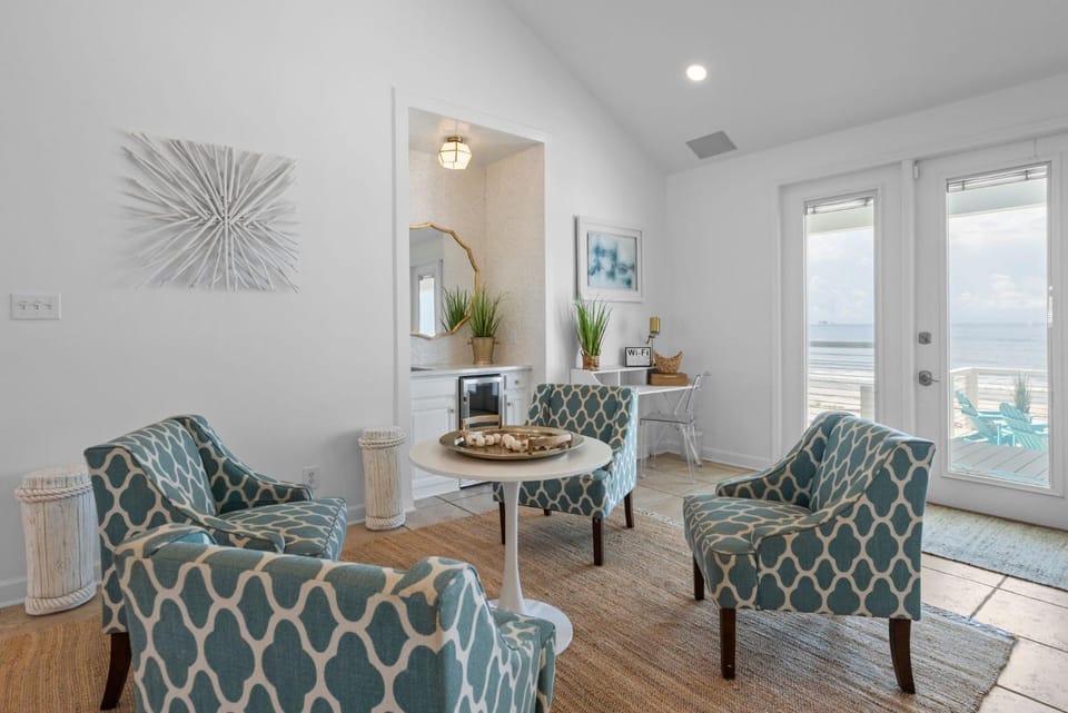 Day, View (from property/room), Balcony/Terrace, Seating area, Sea view, furniture