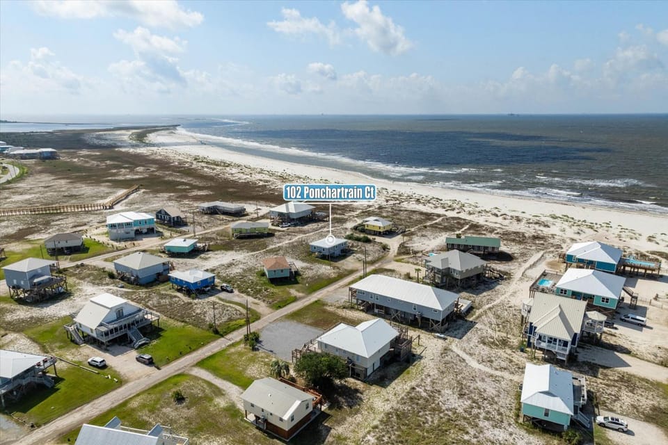 Dauphin Island Escape - 102 Ponchartrain Ct House in Dauphin Island