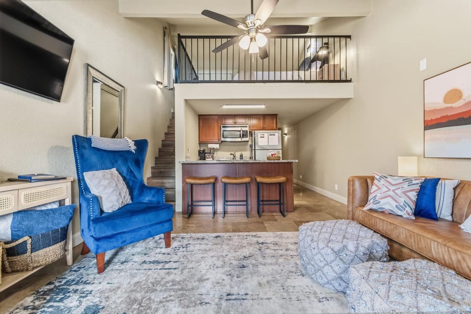 Clearwater Golden Escape on Lake Hamilton condo Apartment in Garland County