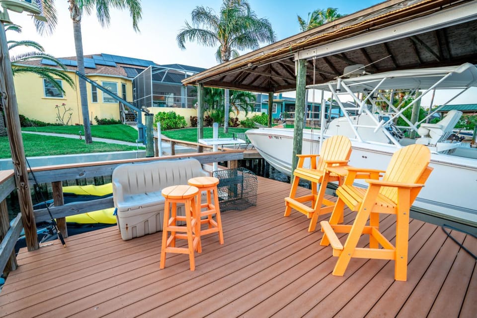 Gulfcoast Oasis - 910 Golf Island Dr House in Apollo Beach