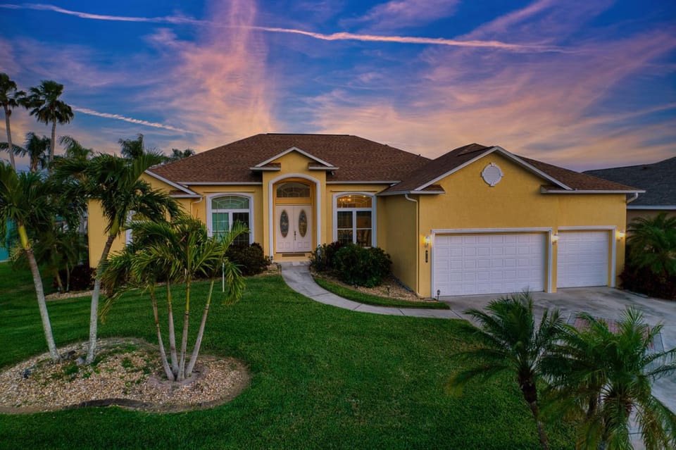 Gulfcoast Oasis - 910 Golf Island Dr House in Apollo Beach