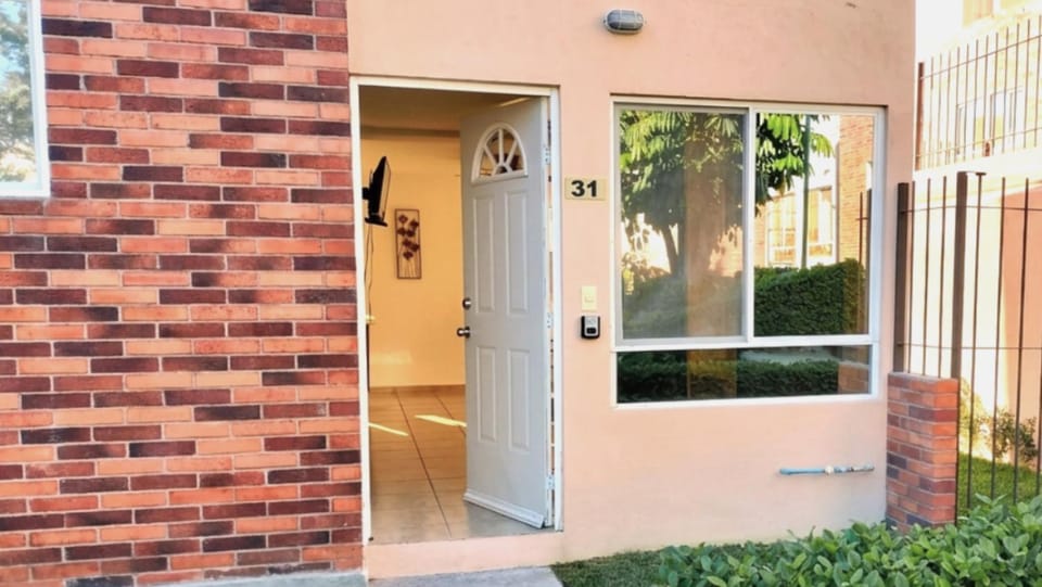 Facade/entrance, Lobby or reception