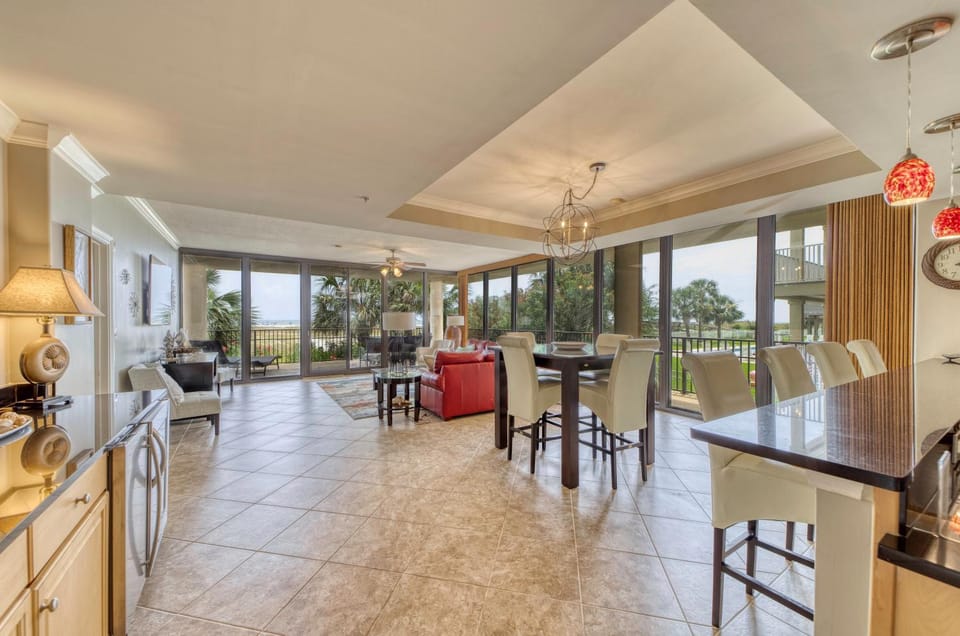 Holiday Isle 122 Apartment in Dauphin Island