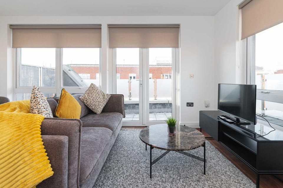 Dean Swift Square by Dublin At Home Apartment in Dublin