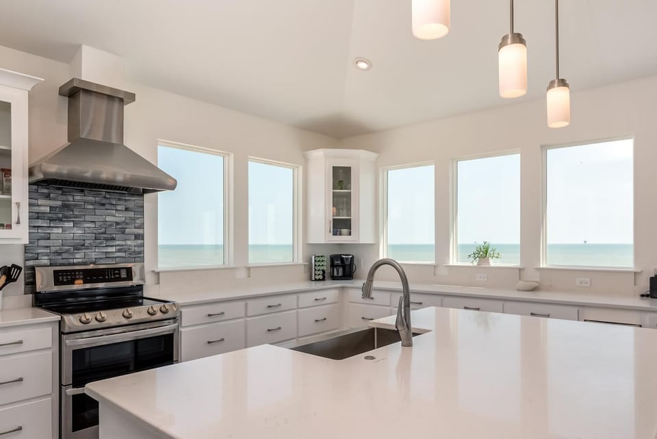 Moasis - 103 Tovar Ct House in Dauphin Island