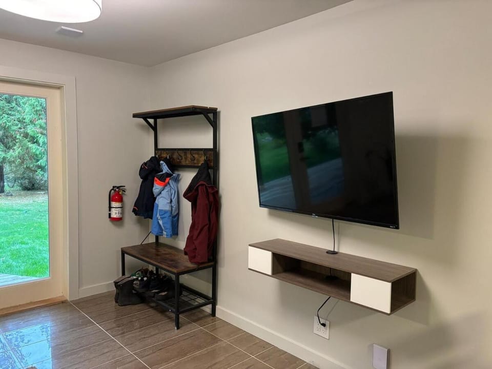 TV and multimedia, Evening entertainment