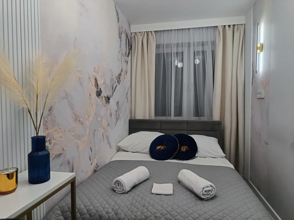 Blue Royal Luxury Apartment z HBO Max - Netflix Apartment in Lesser Poland Voivodeship