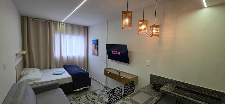 Communal lounge/ TV room, Bed, TV and multimedia, Living room, Photo of the whole room, Seating area, Bedroom, towels
