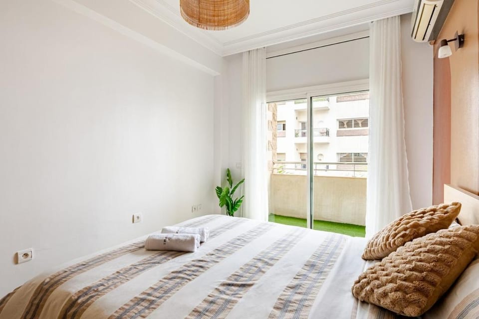 Spacious, 2 BDR, Balcony, AC, Parking, Fiber Optic - Agdal Apartment in Rabat