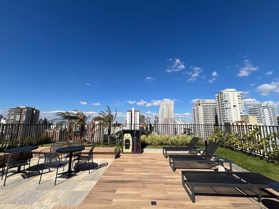 Studio na Vila Mariana ao lado do Metrô e IBIRAPUERA com Piscina Coworking Gym Apartment in Sao Paulo City
