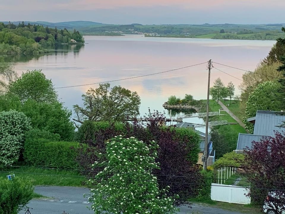 Spring, Natural landscape, Lake view
