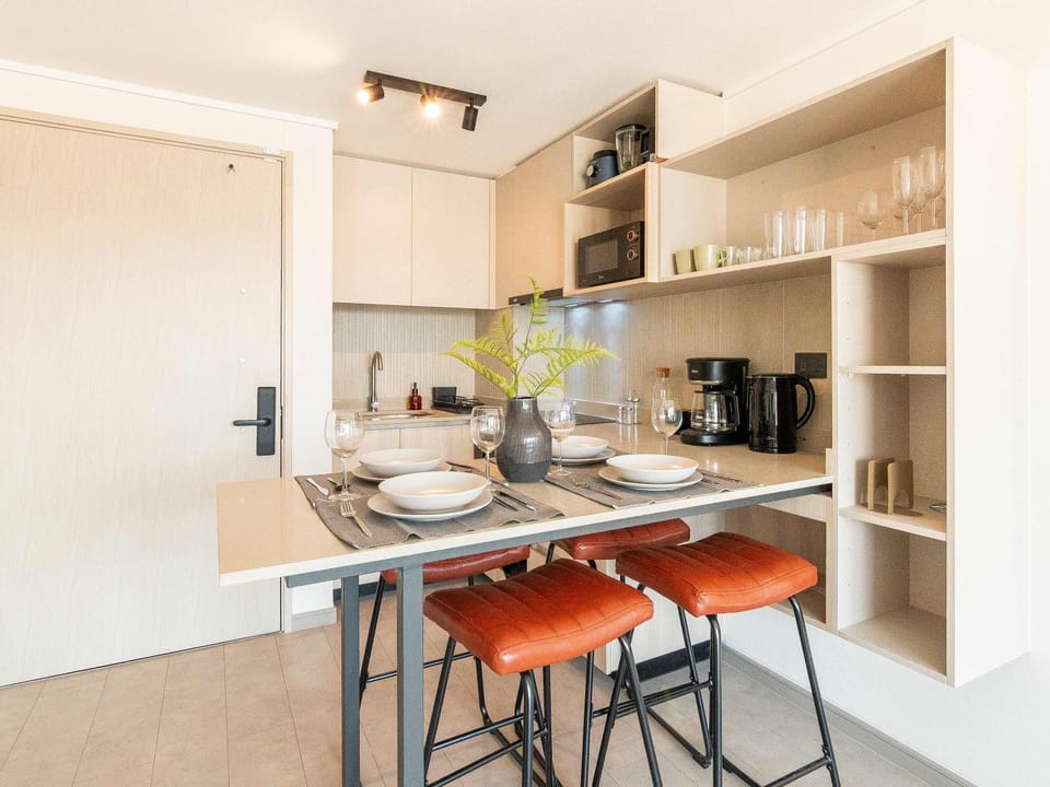 HOM I Metro Irarrazaval I Piscina I Parking I 2D2B Apartment in Santiago