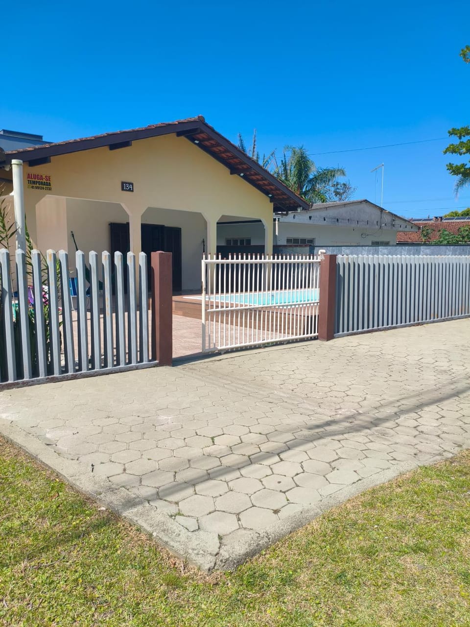 Casa pertinho da praia House in State of Santa Catarina