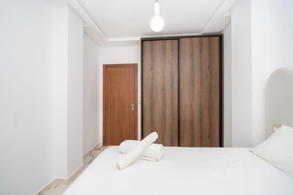 Serenity stays luxury suites & appart 18 family only near TGV Apartment in Tangier